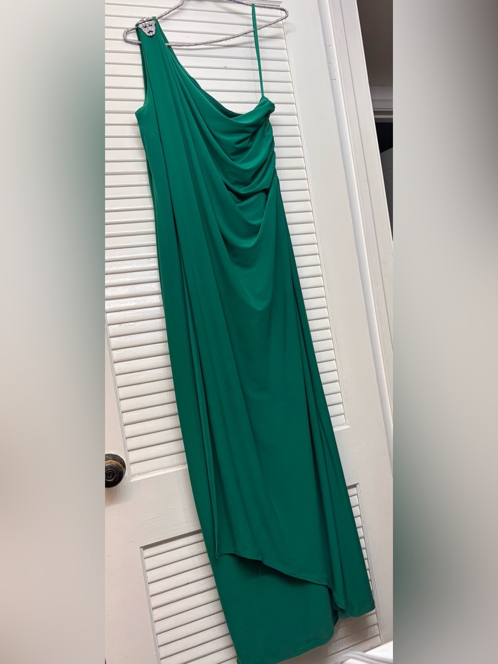 Lauren Ralph Lauren Emerald One-Shoulder Evening Gown - Picture 2 of 10